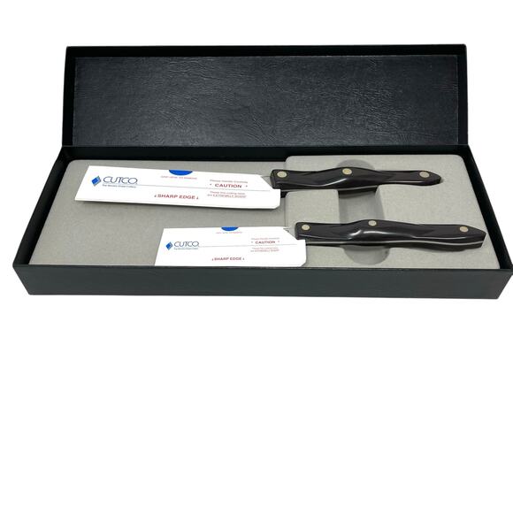 Cutco Cheese Knife Set-Charcuterie 2-Piece Gift Box Santoku & Traditional Style - Picture 1 of 16